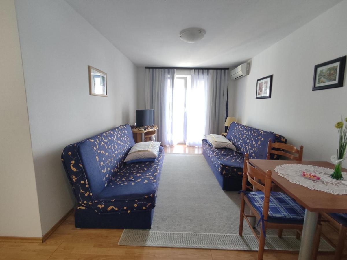 Panaramico Superior Apartments Lili With Sea View In Dramalj Kültér fotó