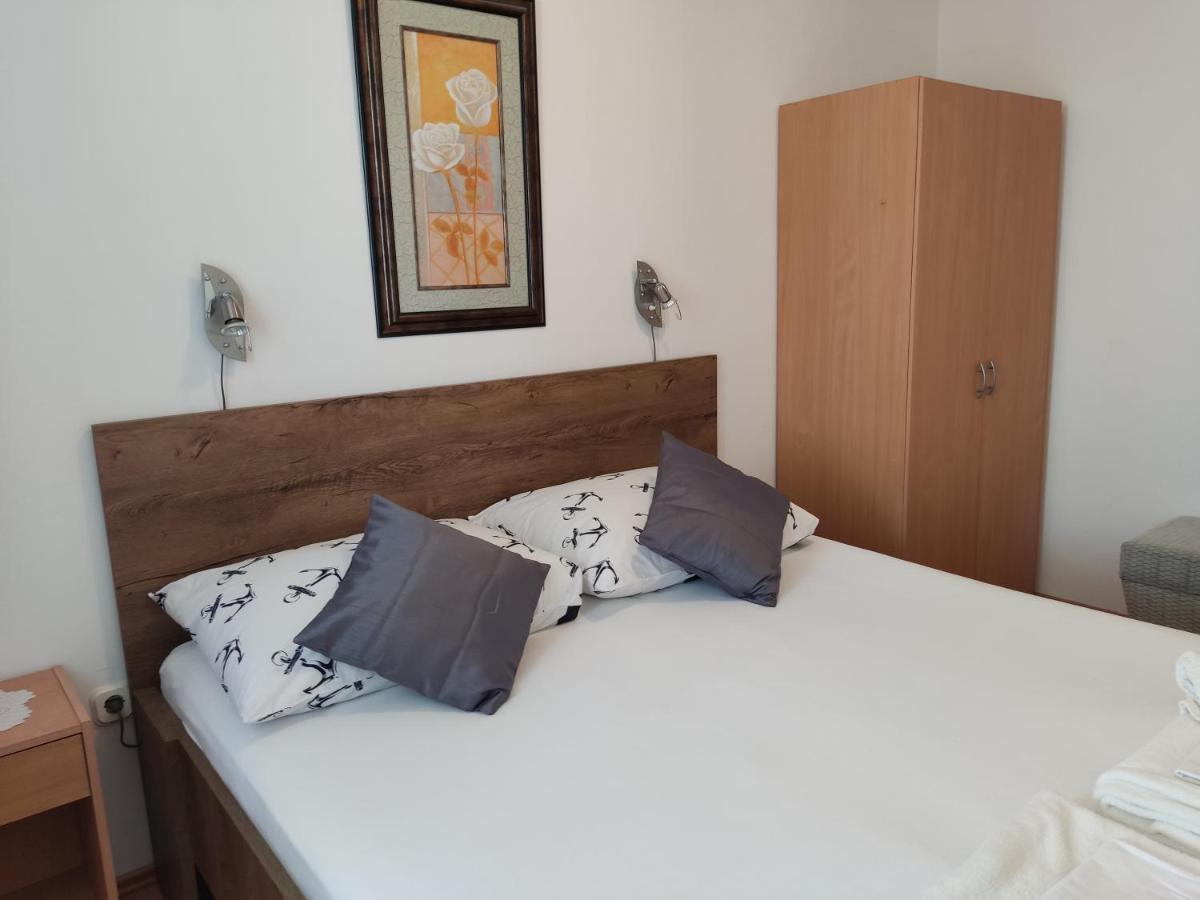 Panaramico Superior Apartments Lili With Sea View In Dramalj Kültér fotó